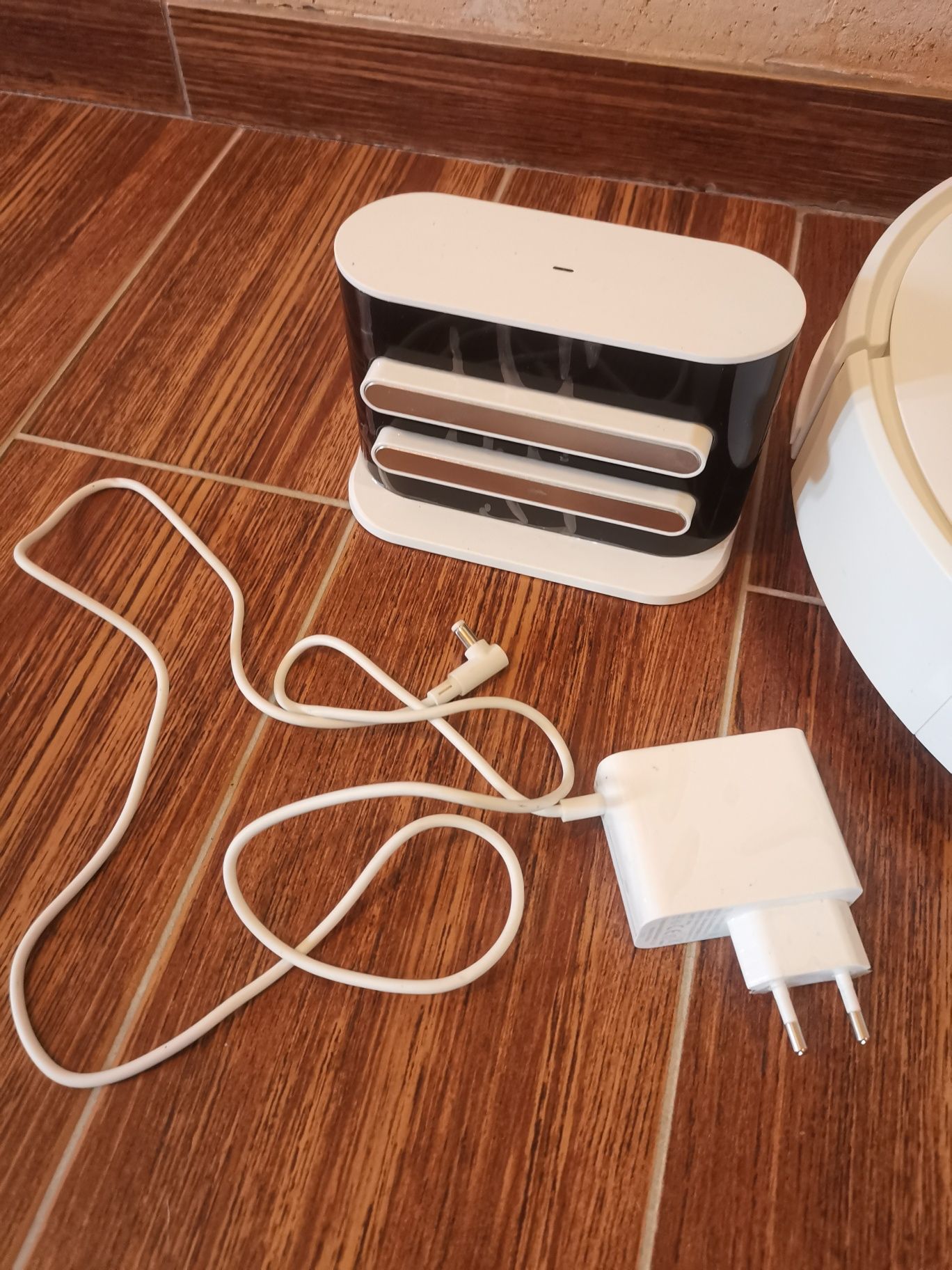 XIAOMI MI odkurzacz robot sprzątający z funkcją mycia podłóg