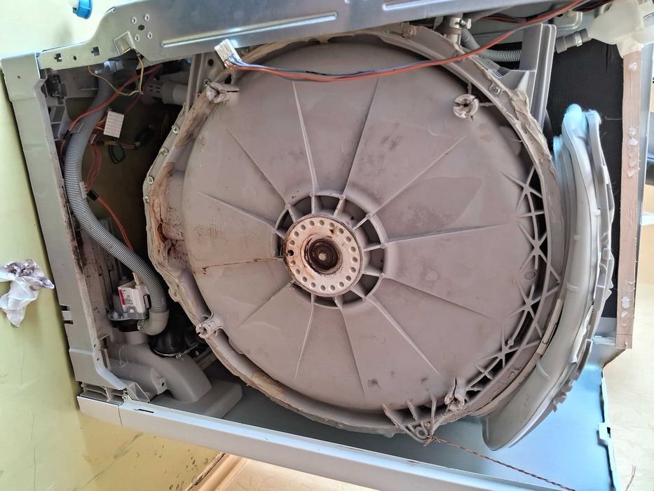 Пральна машина Electrolux EWT1366HDW на запчастини, разборка.