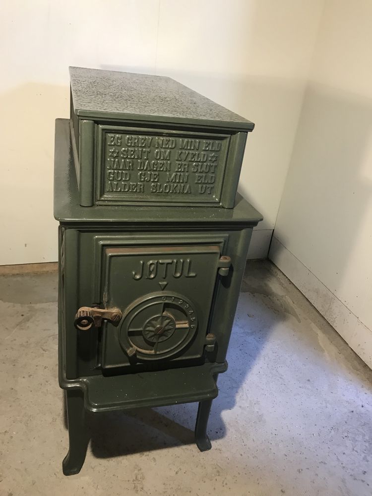 Камін піч чавуна Jotul 118 (Норвегія)