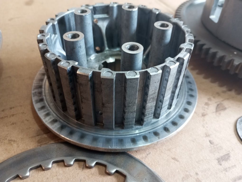Sprzęgło kosz sprzęgłowy kompletne ładne Suzuki GSX 650 F 08 - 16 E2