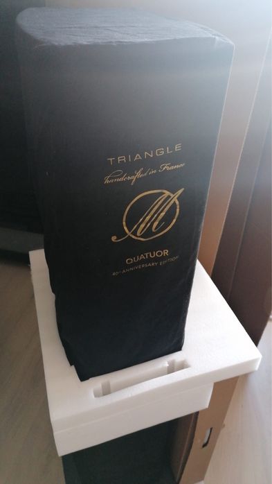 Triangle Magellan Quator 40th piano black jak nowe