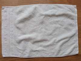 Mały ręcznik biały 45 x 30 cm Biały ręczniczek