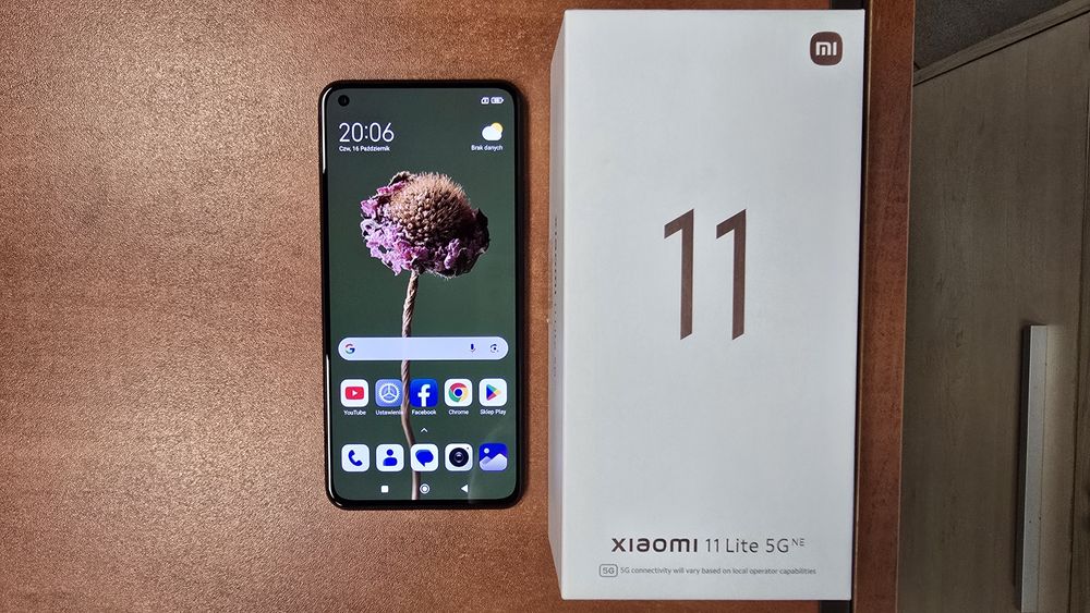 Xiaomi 11 Lite 5G NE Dual Sim 128GB/8GB RAM czarny, stan bdb