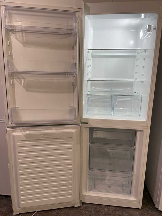 Холодильник швецької марки Electrolux LNT3LE31W1 магазин Технодом