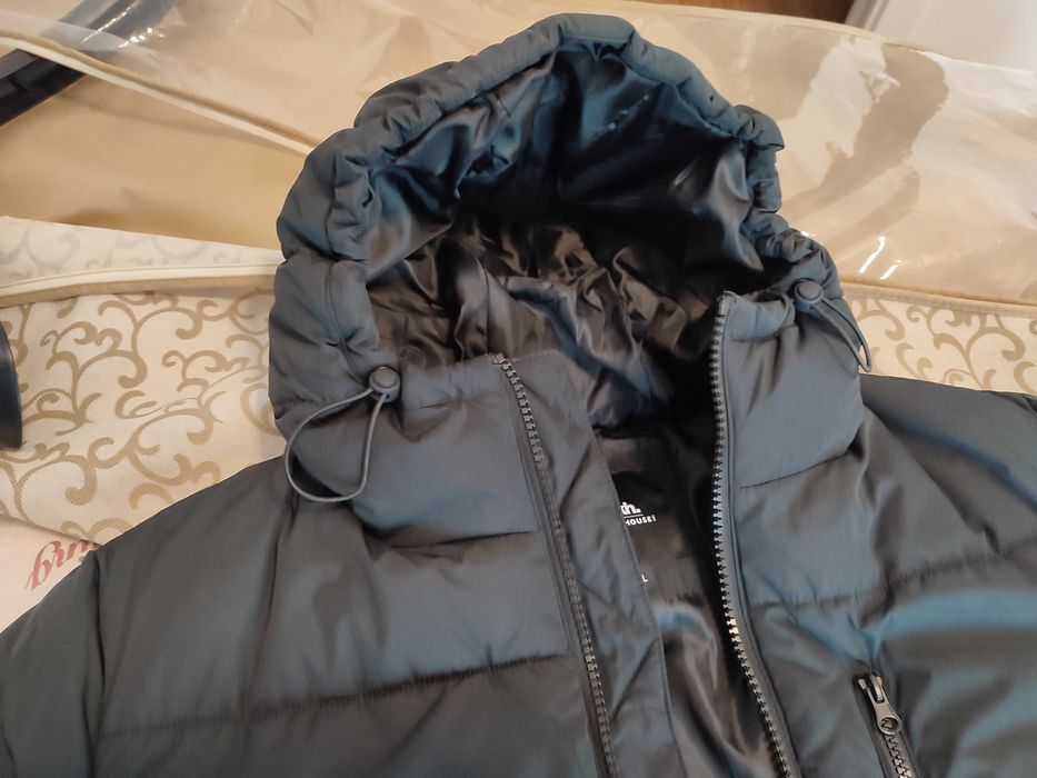 Kurtka zimowa płaszcz roz. L puchowa z kapturem długa