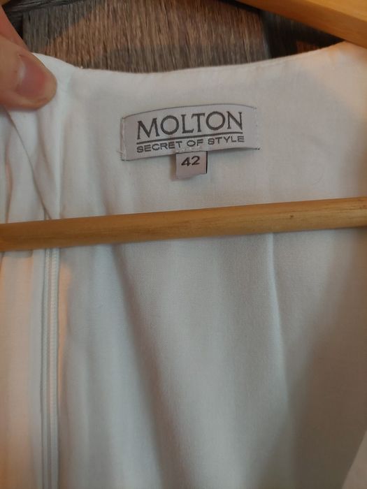 Sukienka Molton 42 biała w kwiaty