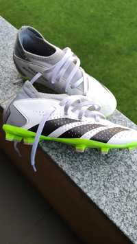 Chuteiras criança Adidas Predator tamanho 33