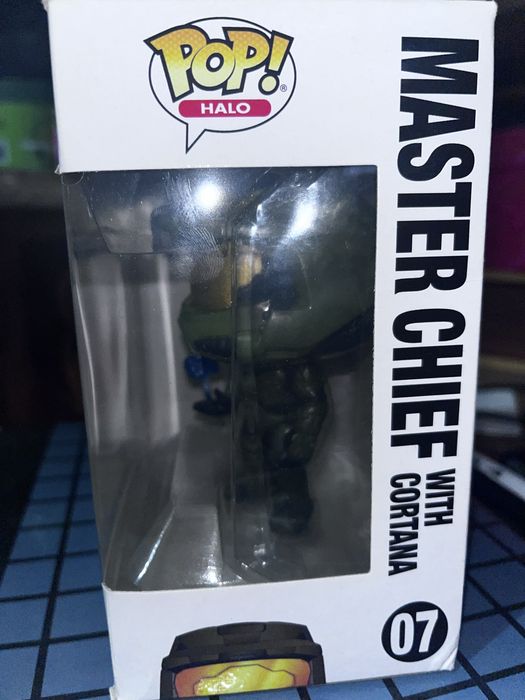 Brinquedo halo pop 07