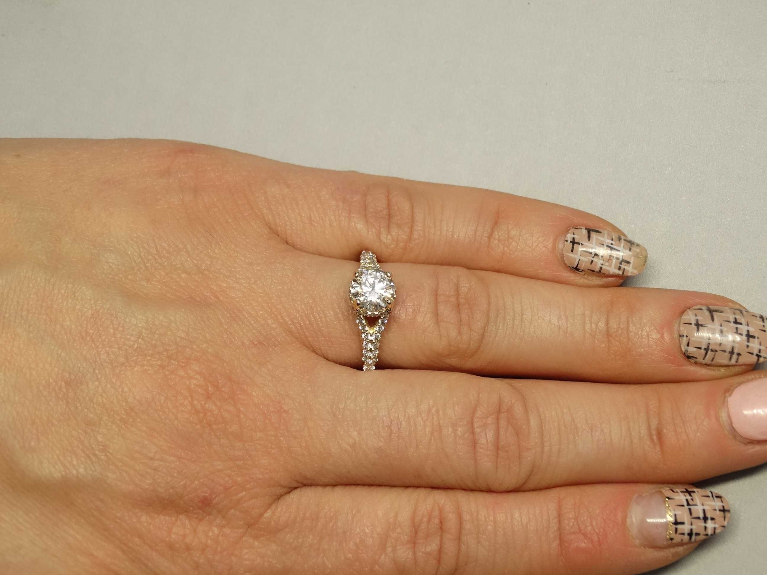 Pierścionek zaręczynowy z diamentami 1,5 CT GIA HRD