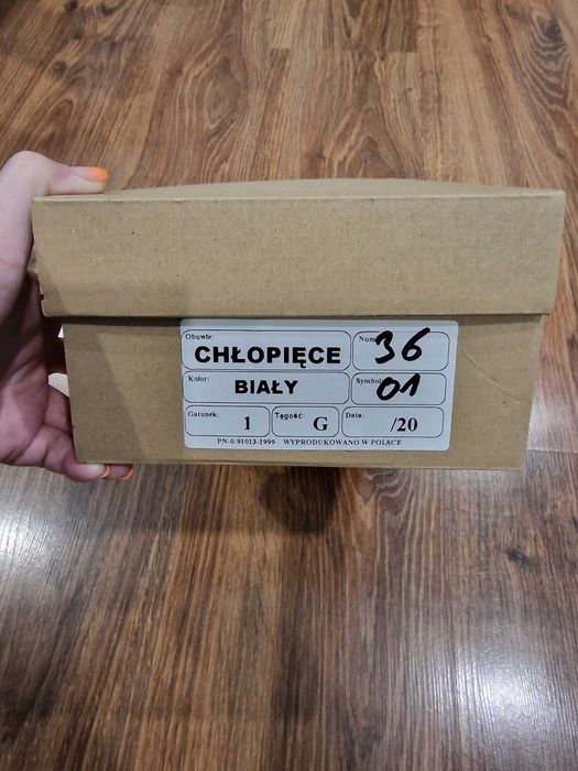 Buty chłopięce komunijne