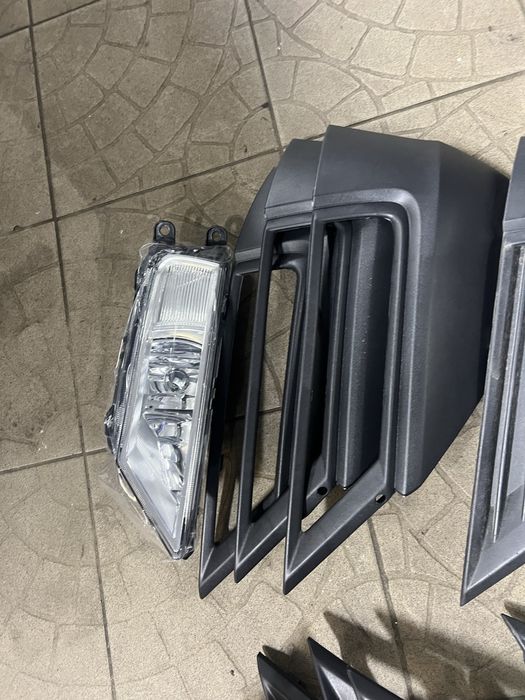 Заглушка накладка противотуманки Tiguan 2