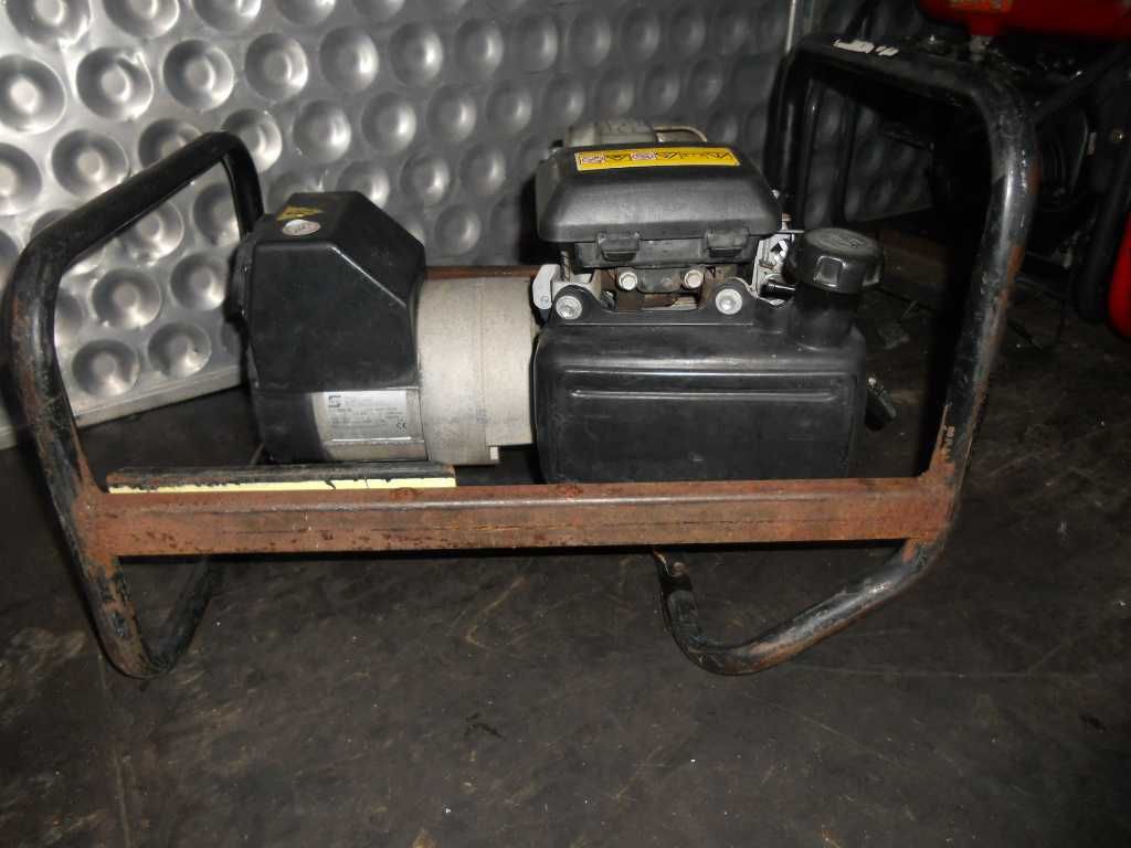 Honda Generator Pradu -Agregat prądotwórczy  Mobilny 2.2 Kv HONDA