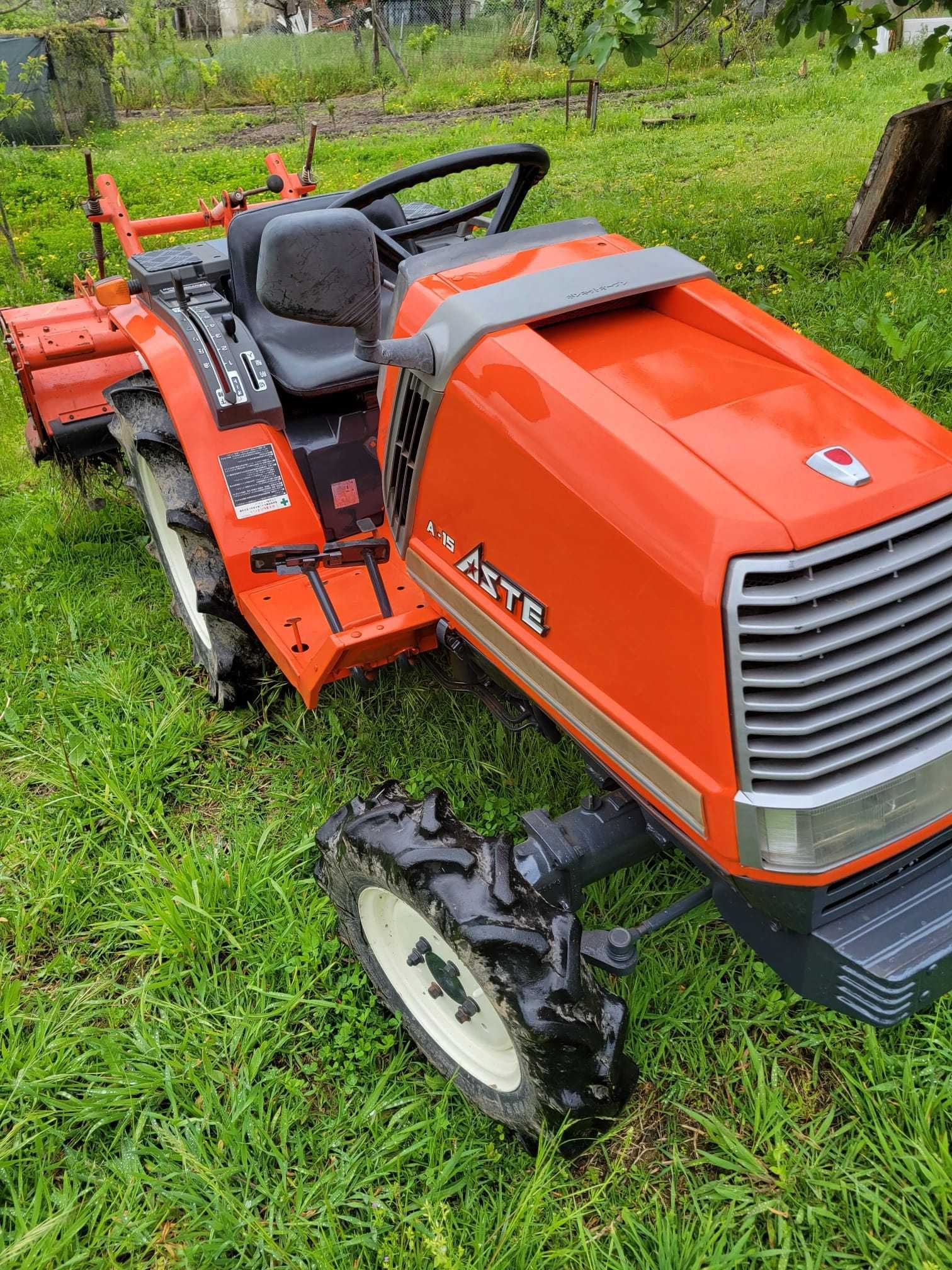 Trator Kubota Aste c/ Frese