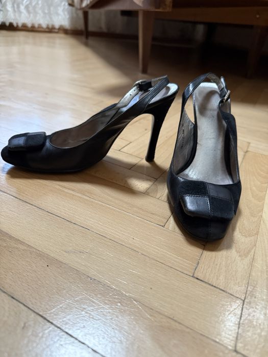 Взуття безкоштовно 36р