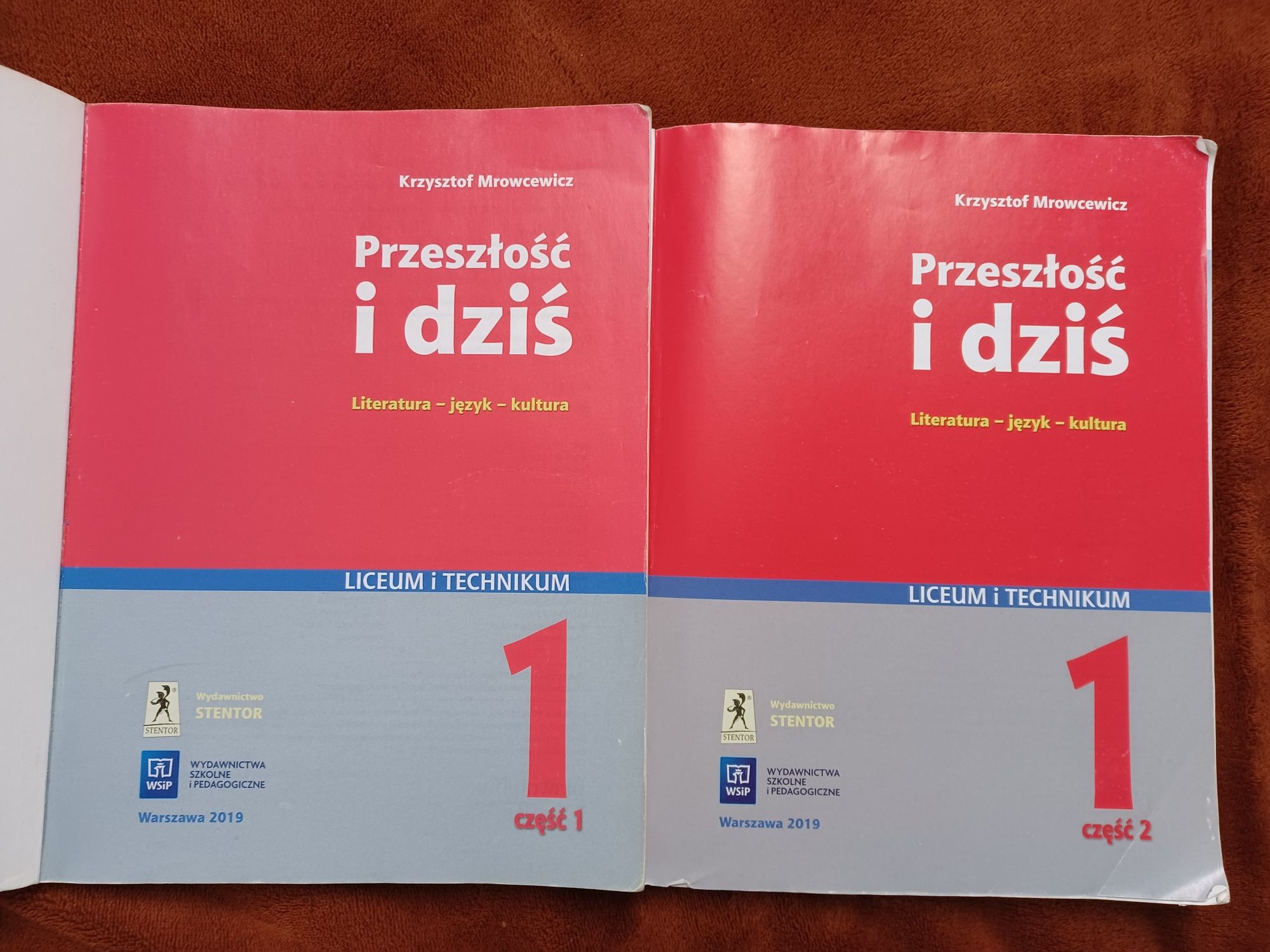 Przeszłość i dziś 1 części 1 i 2 WSiP/Sentor