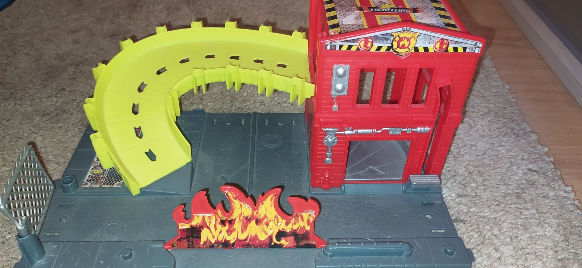 Hot Wheels i inne - zestaw