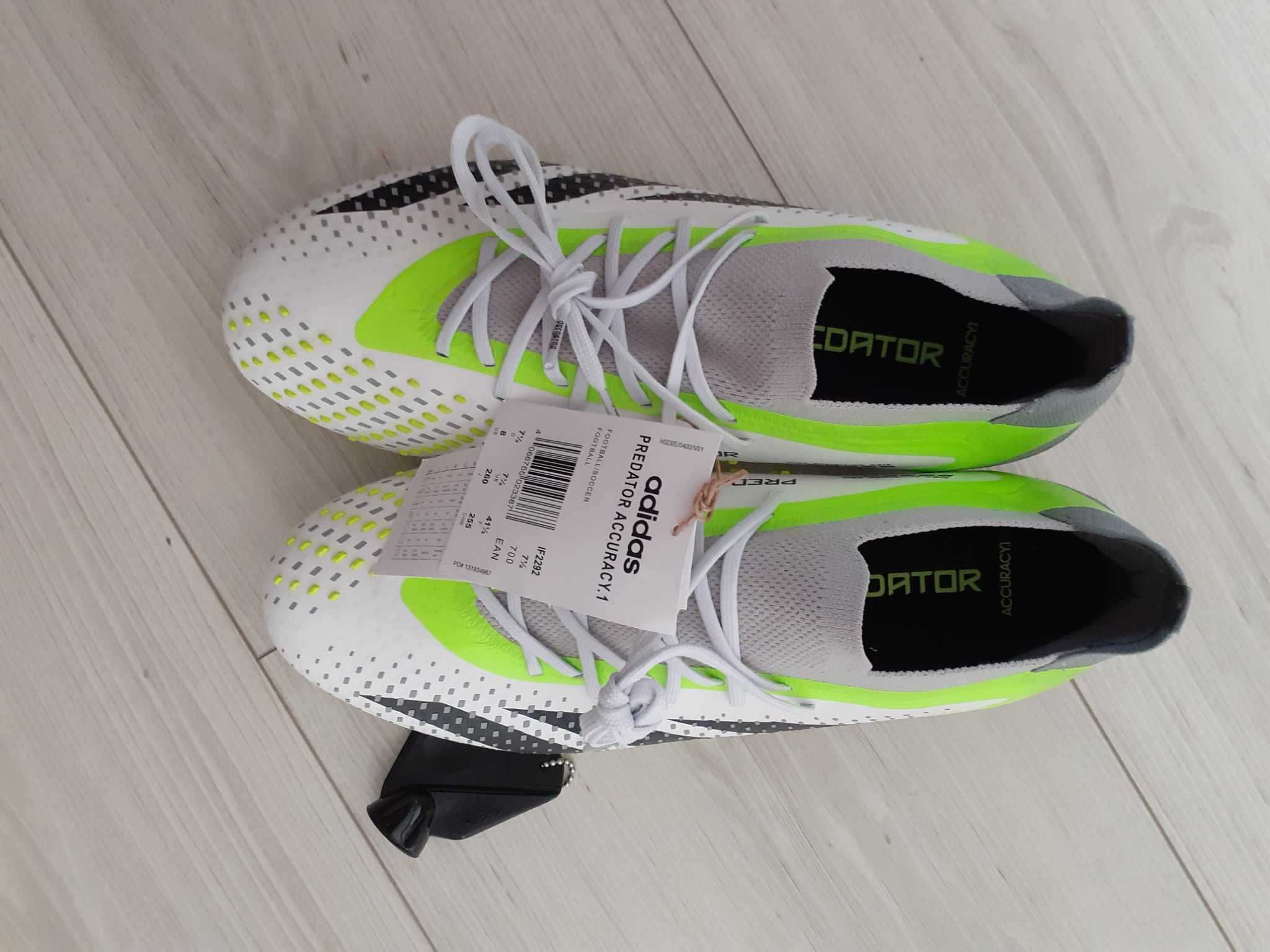 Profesjonalne korki Adidas Predator Accuracy.1 L SG IF2292 r. 41 1/3