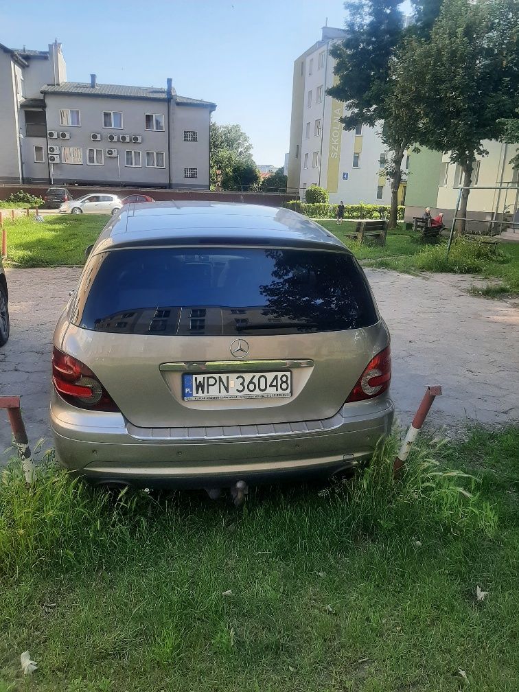 Mercedes R klasa 4 Matic 6 osób