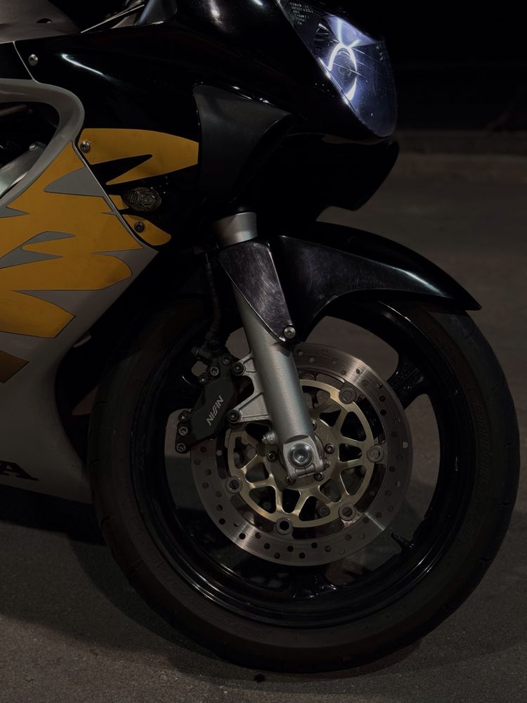 Honda CBR F4 | OPORTUNIDADE | 25kw mas deslimitada| Poucos Km