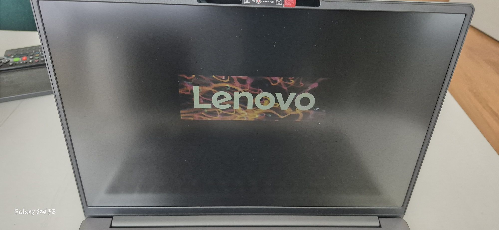 Laptop Lenovo Ideapad slim 3 15irh10