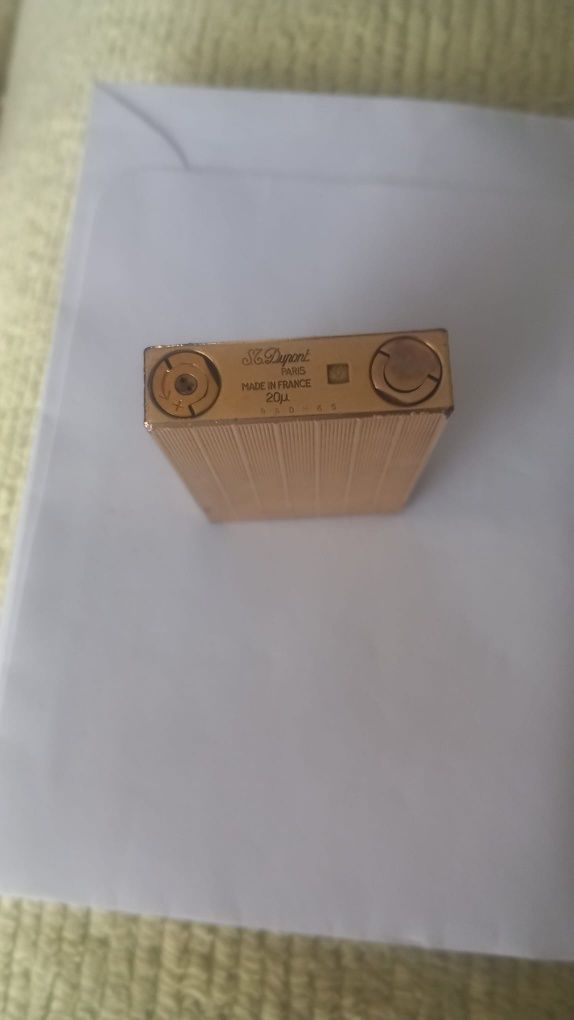 Isqueiro Dupont dourado