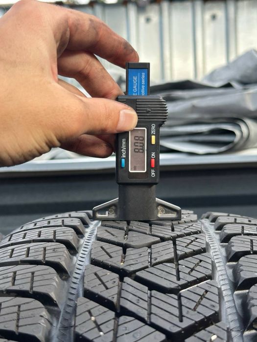 Pirelli Scorpion  235/60/R18 8 mm 2020 рік (як нові)