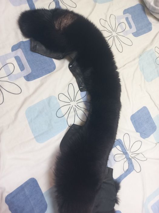 Большой чёрный писцовый воротник на коже