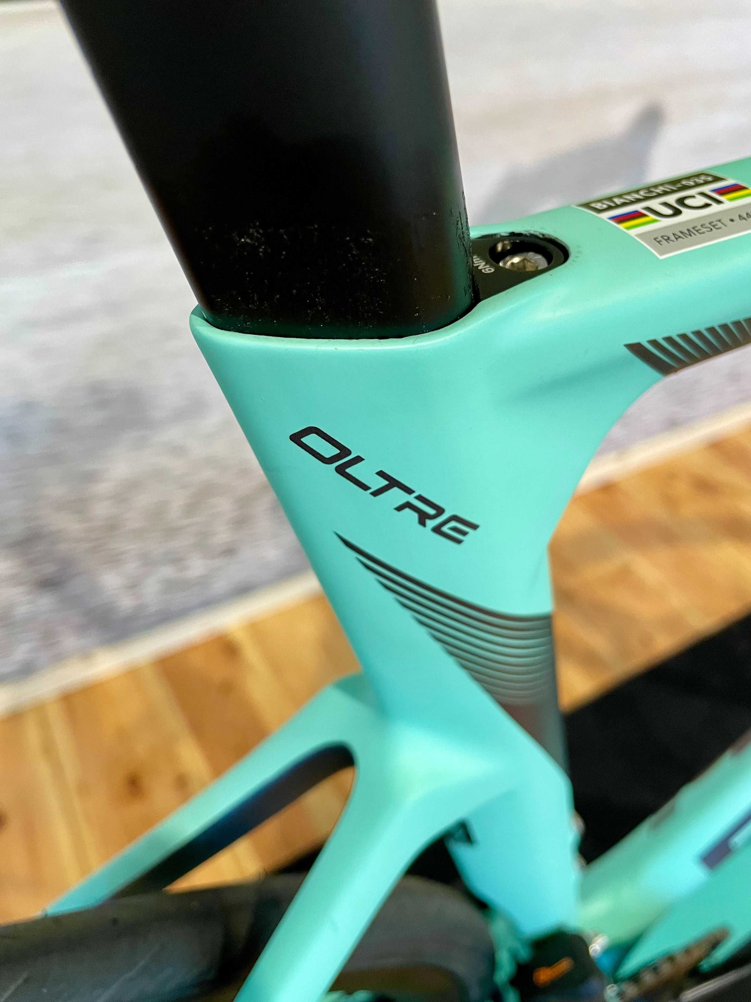 Nowy rower szosowy Bianchi Oltre Race Di2 VELOPOLIS RATY 0%