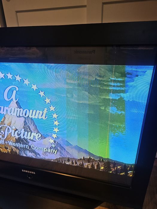 TV Samsung 42cale + dekoder