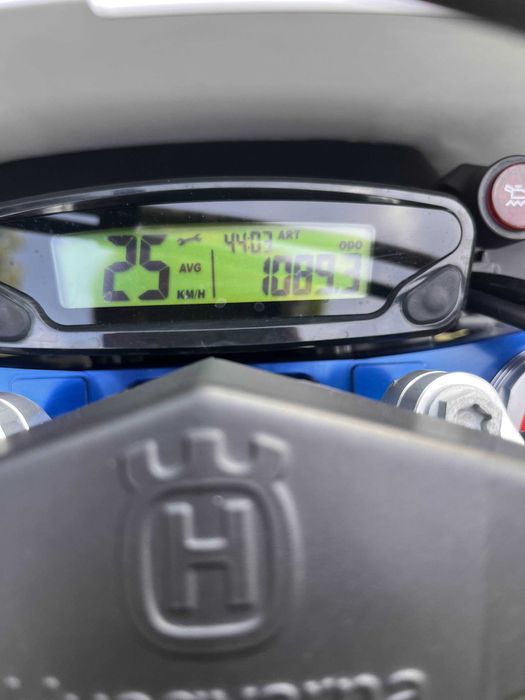 Husqvarna TE300 2T TPI 2022 ktm gas beta