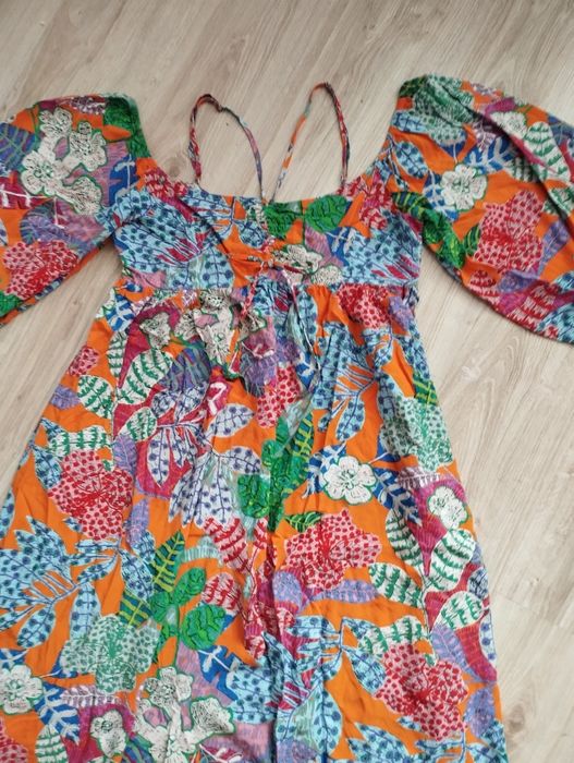 Oryginalna letnia sukienka