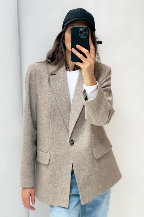 Піджак від фірми Zara, в розмірі С