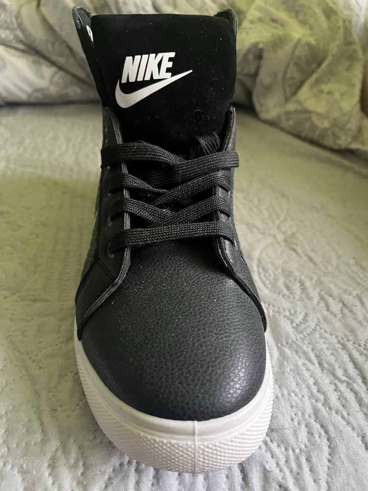 Czarne Buty Nike SnEakersy Rozmiar 41