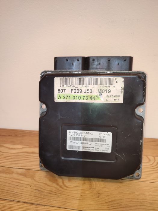 Sterownik silnika ECU Mercedes CLK w209 + stacyjka z kluczykiem