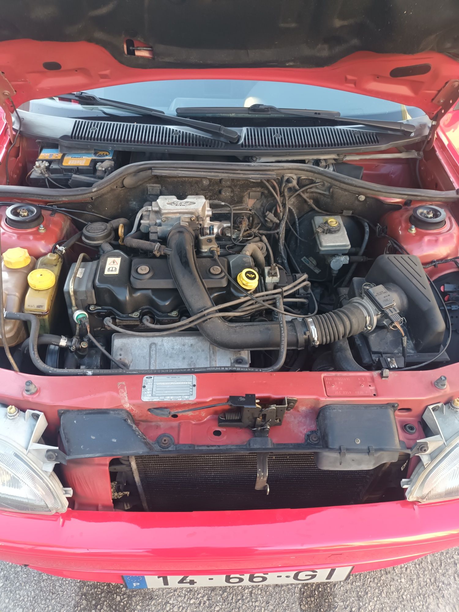 Vendo escort 96 conservadissimo.