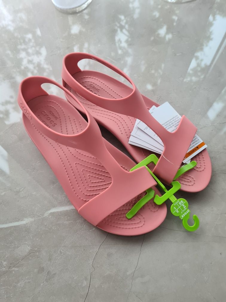 Sandały Crocs Serena Sandal r. 38-39