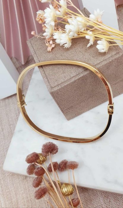 Złota bransoletka-sztywna rozpinana