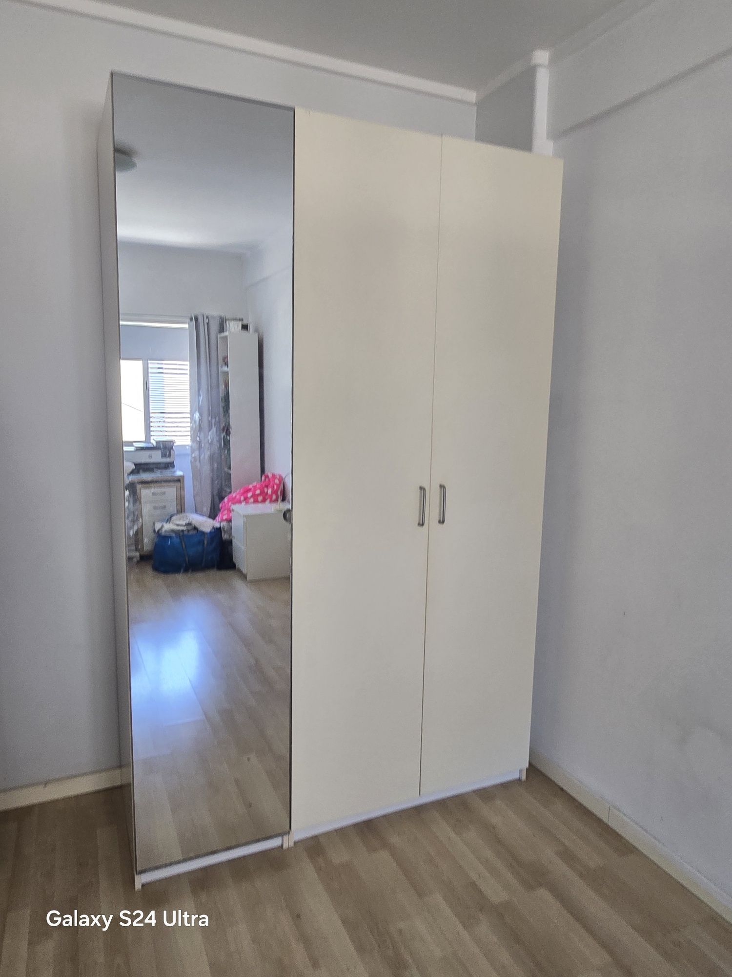 Roupeiro  ikea 3 portas