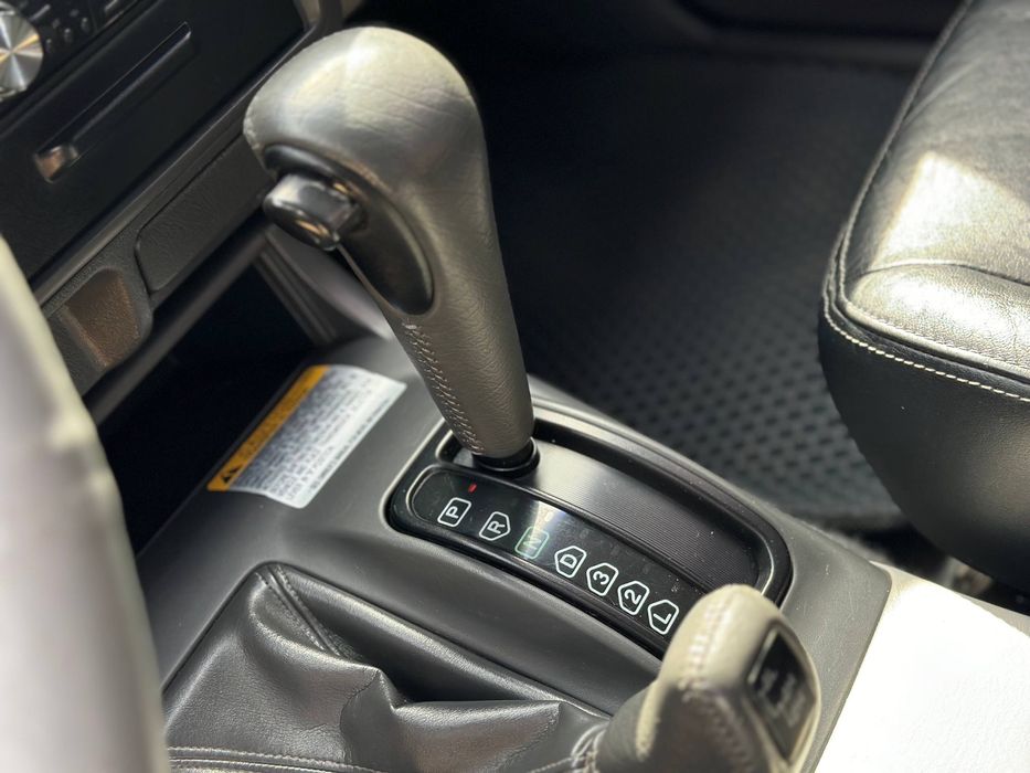 Mitsubishi Pajero Sport 3.0газ бензин Автомат