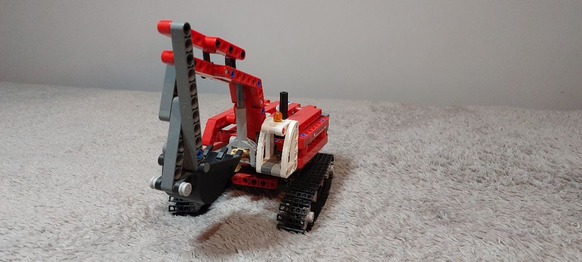 Lego technic maszyny budowlane 42023