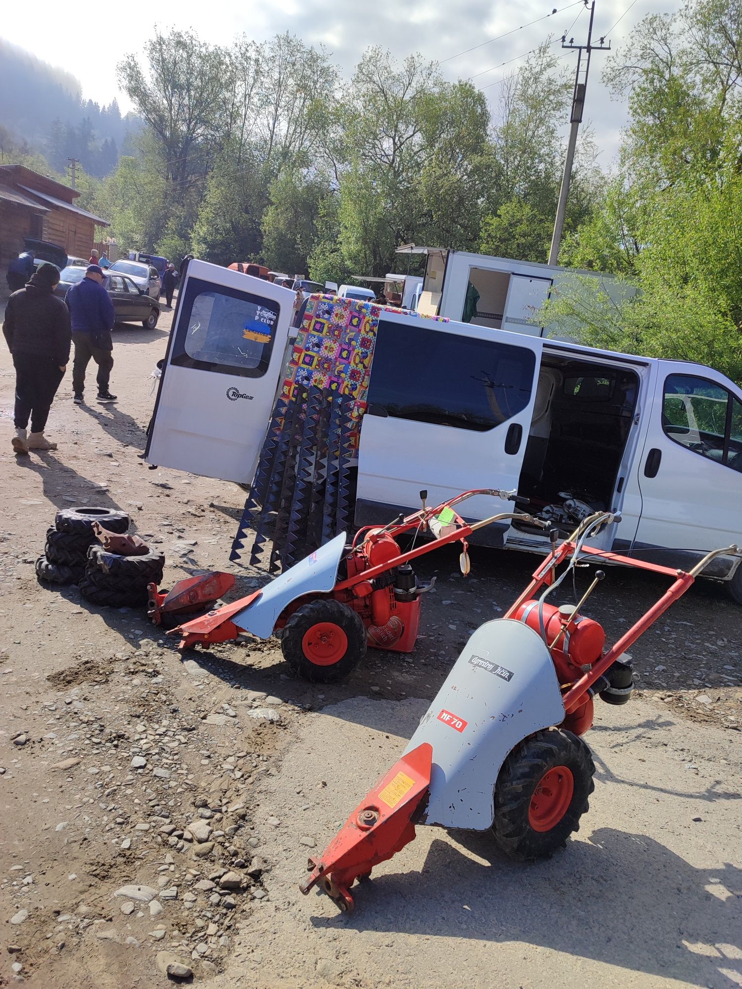 Продаю чеські косарки mf70