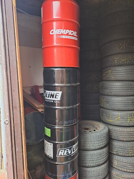 Beczki po oleju 208l i 60l