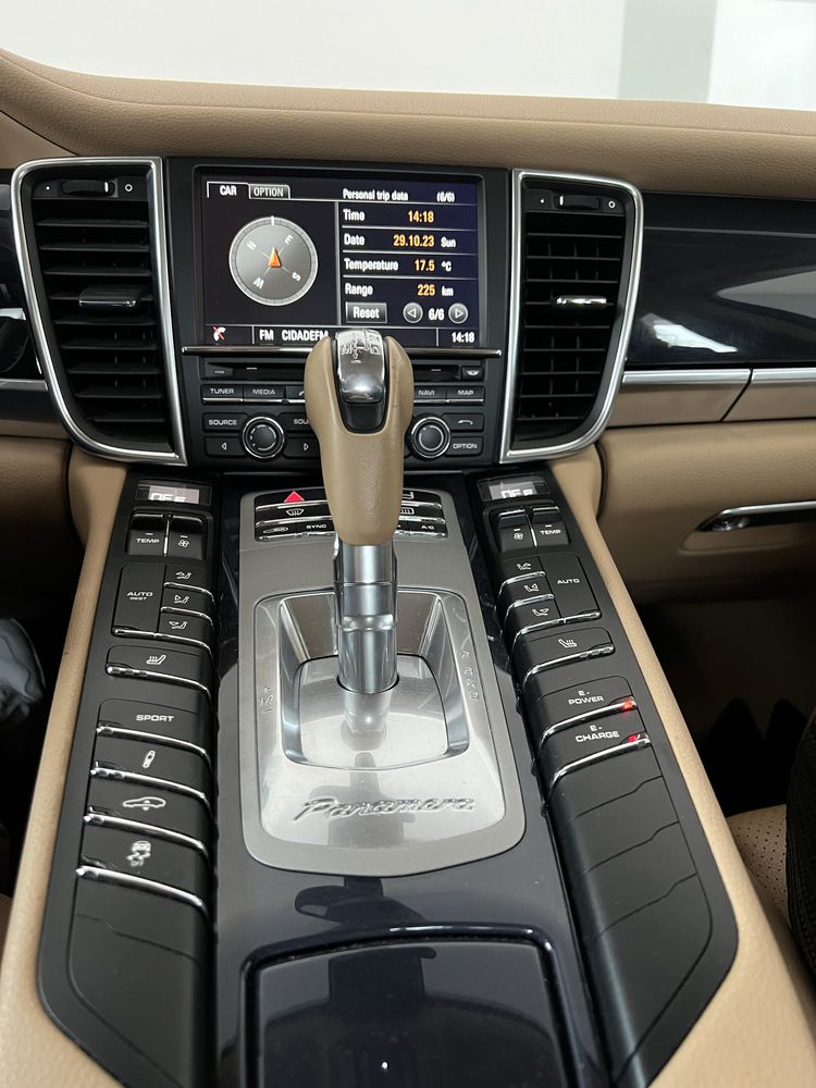Porsche Panamera S E-Hybrid