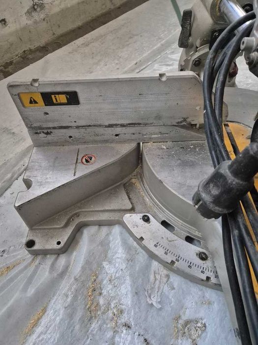 Ukośnica pilarka ukosowa DeWALT DWS7085 -QS  -zadbana, 100% sprawna!!!