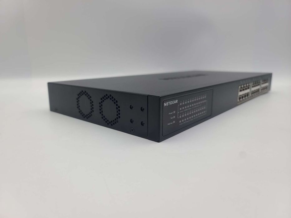 Switch niezarządzalny Netgear GS324P 24 porty