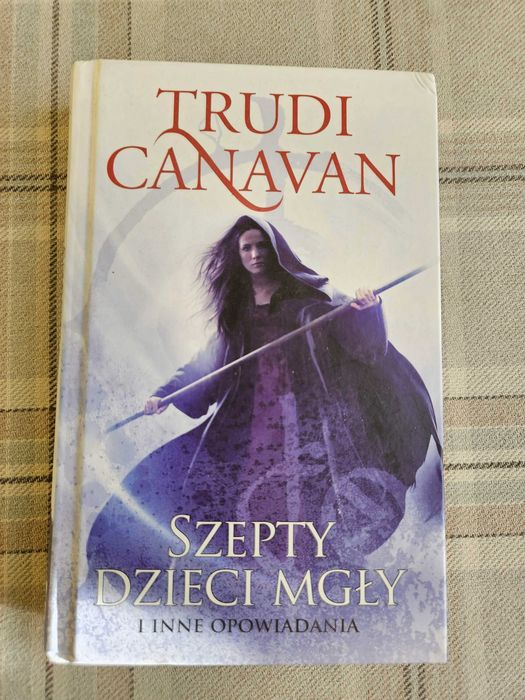 "Szepty dzieci mgły" Trudi Canavan