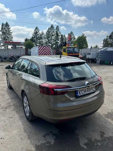 Opel Insignia uszkodzony silnik