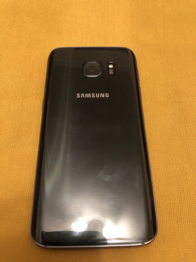 Продам Samsung S7