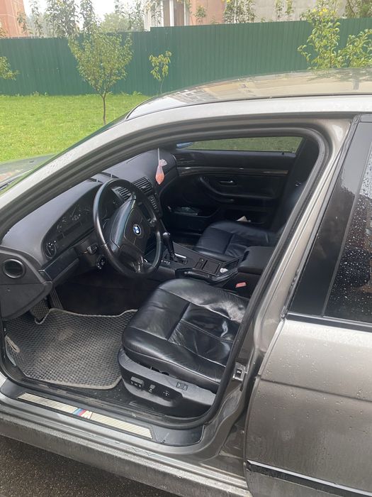 Продам BMW e39 m52b28