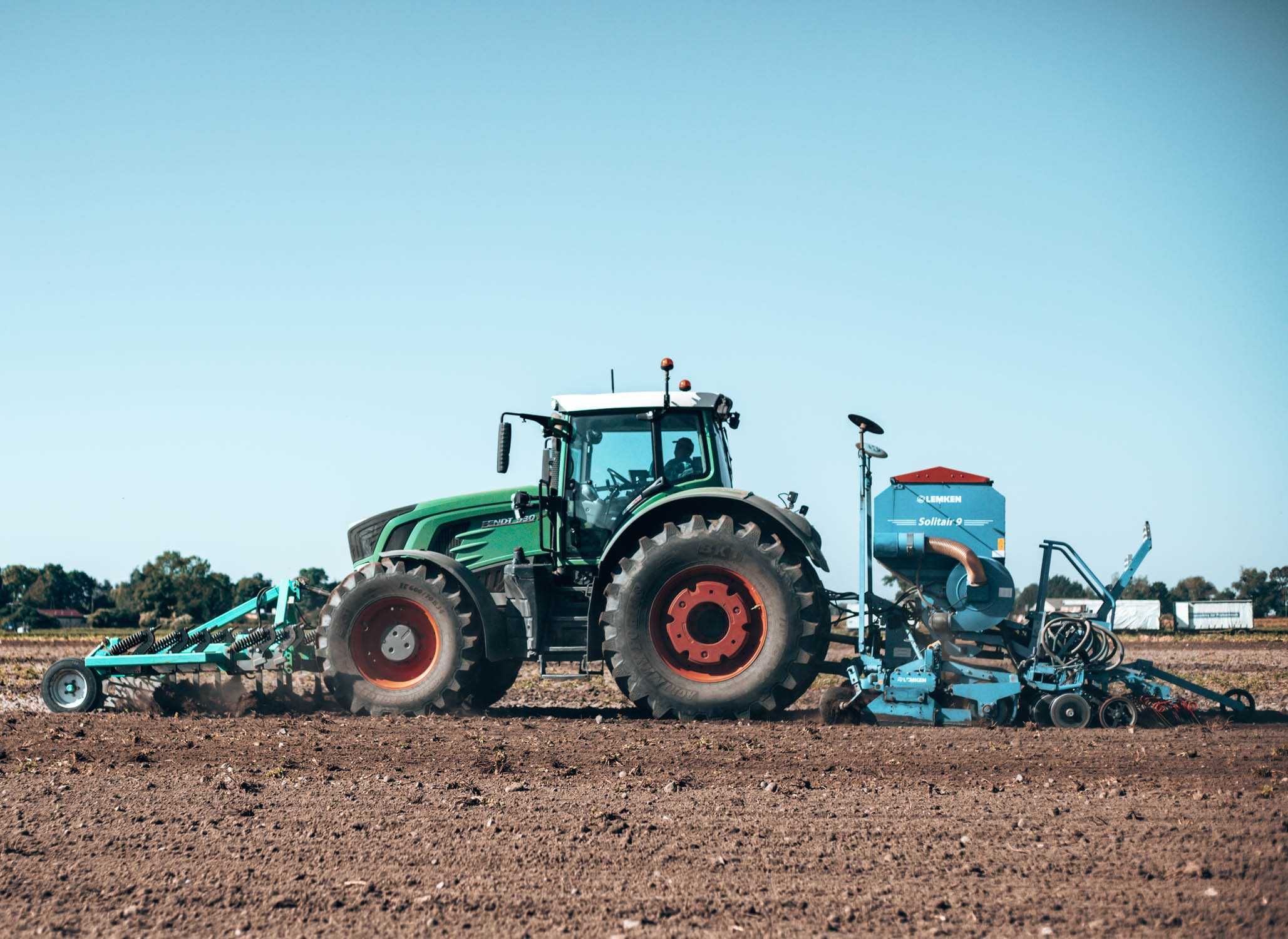 Wynajem ciągnika rolniczego Fendt/John Deere/Massey Ferguson